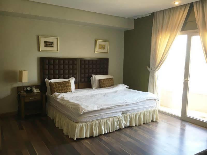 Spice Hotel Kuwait City Esterno foto
