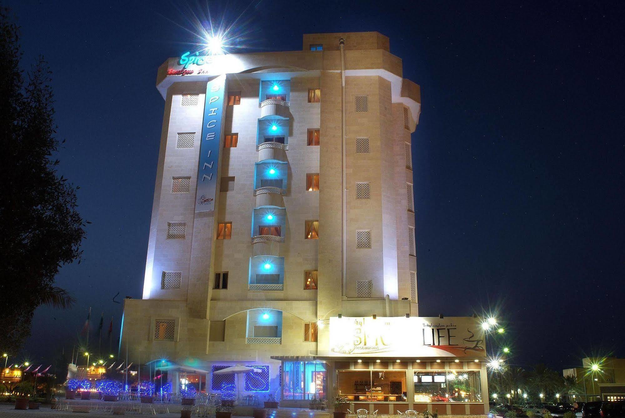 Spice Hotel Kuwait City Esterno foto