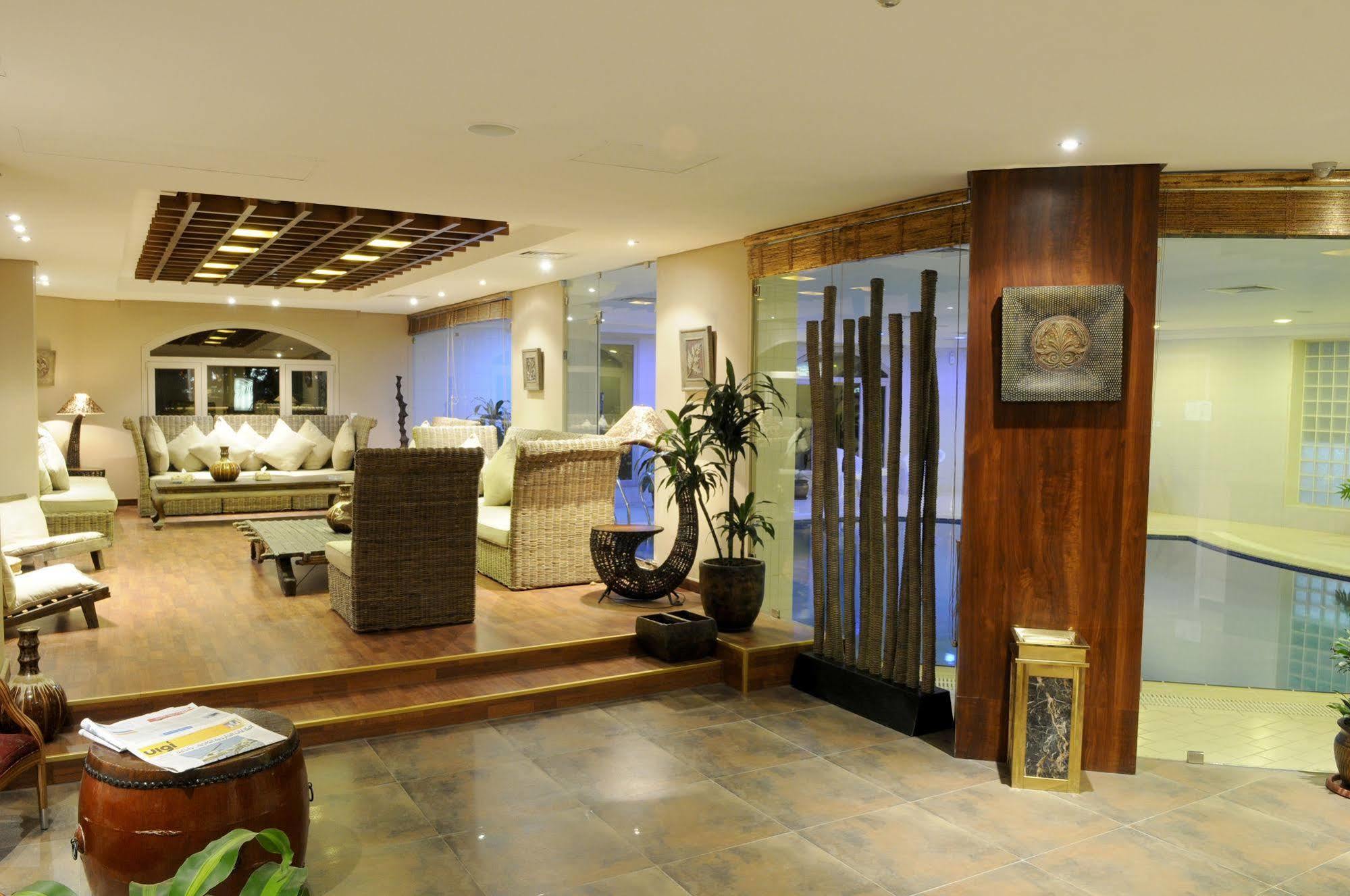 Spice Hotel Kuwait City Esterno foto