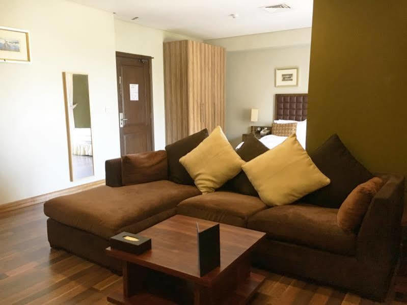 Spice Hotel Kuwait City Esterno foto